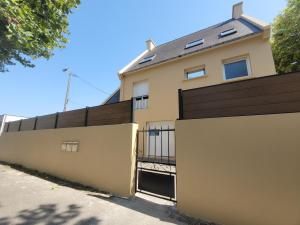 1 chambre privée dans maison de ville