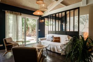 Maisons de vacances Villa Eden Bleu - Piscine et jacuzzi prive - Logement classe 4 etoiles : photos des chambres