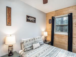 The Elk Meadow Cozy Cabin