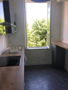 Lovely appartment with 2 bedrooms Nice Libération
