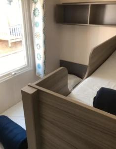 Campings Mobile Home tout confort climatise 4 a 6 personnes Camping Les Salins de la Gardiole ancien camping de L'Europe a Vic La Gardiole : Mobile Home