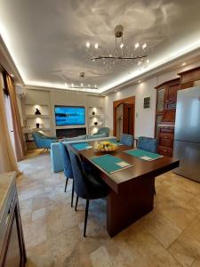 Rikas Sea View Apartment