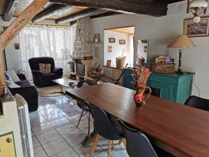 Maison de village brocante
