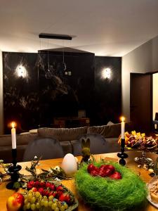 LV Luxury Apart - One minute away from train station