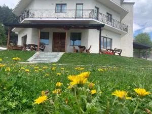 Razem Lendina e Qete - Kishʼ e Shkrelit