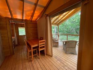 Campings Lodges du Bois Dodo - ancien Camping de Bois Redon : photos des chambres