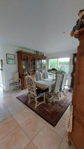 B&B / Chambres d'hotes Agreable Maison sur le Bassin d'Arcachon : photos des chambres