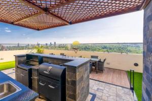 NEW 7St*r + Pool + Gym + Balcony 1BRM in Westlands