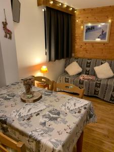 Appartements Appartement Chamrousse : photos des chambres