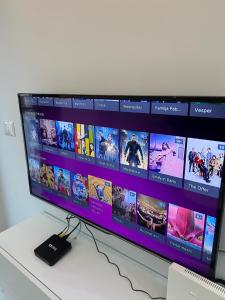 Lake Escape - Home 1