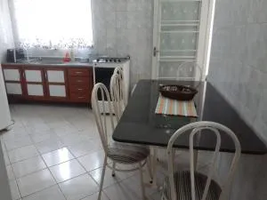 Casa Agradável próxima ao Bosque - Capivari