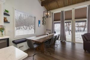 Tamarron Gambel Oak 768 - The Honeycomb - Durango CO