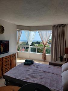 Lovely apartment in Torremolinos Views of the sea, pool, terrace, sofa bed and fully equipped kitchen