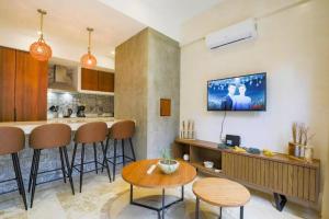 Lujoso Departamento con Alberca Privada PB2