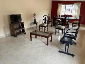 Departamento en el centro de la ciudad de Baños con netflix, wifi, garage gratuito y una excelente vista