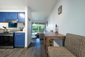 Aurora at Nautilus - Pet Friendly Oceanfront Condo