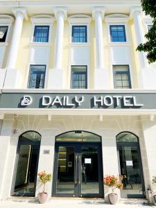 Daily Hotel Halong