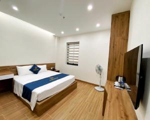 Daily Hotel Halong