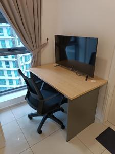 S20- Bedroom Bukit Bintang Robertson with Netflix