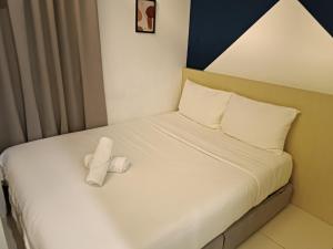 S20- Bedroom Bukit Bintang Robertson with Netflix