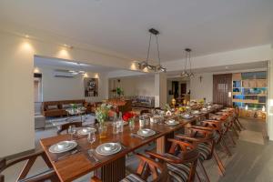 StayVistas Isabella - Siridao - 10BHK Beach-View Villa with Home Theatre