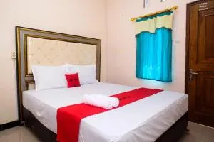 RedDoorz Syariah near Flyover Palur - Kemiri 1