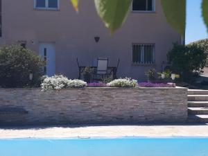 Gîte la Pradelienne en Cévennes avec piscine privée
