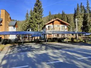 Complex Transalpina Lac - Voineasa