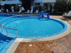 Central, 1 Bed Apt, 3* Yassen