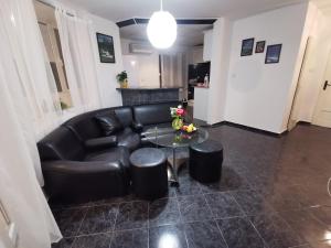 Two Bedroom Two floor Apartment with Parking