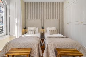 WHome Luxury Lisbon Penthouse: Designer Decor & Epic Views