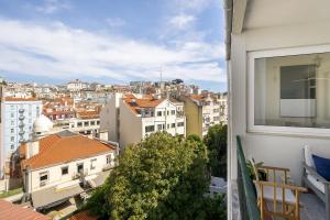 WHome Luxury Lisbon Penthouse: Designer Decor & Epic Views