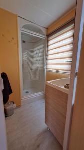 Chalets Muntagn' home : photos des chambres