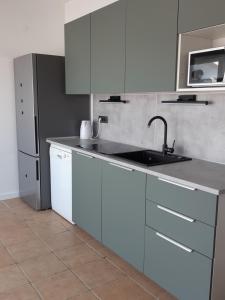 Sky Terrace and Sea View Apartment