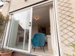 Cosy Seaside Home with Free Parking - Pass the Keys