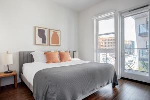 Culver City 1br w gym clubhouse nr 405 LAX-1051