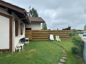 Appartements Appartement plein pied / jardin : photos des chambres