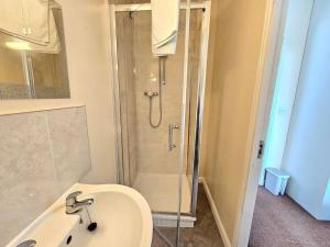 Baltic Townhouse, 4 Bed, Parking - Pass the Keys