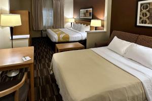 Quality Suites Near West Acres