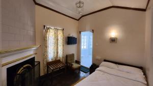 Ivanhoe Hotel (A Heritage Property)