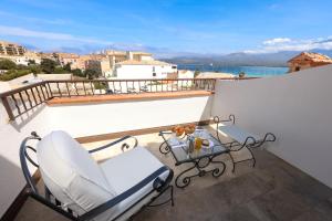 Hotels Hotel L'Abbaye : Chambre avec Terrasse - Vue sur Citadelle et Mer