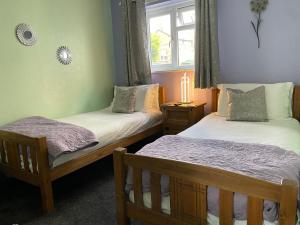 Standard Twin Room room in Rose-Dene