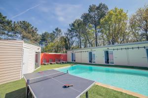 Villas VILLA piscine-spa-sauna, 25 personnes, 5 mn ocean : photos des chambres