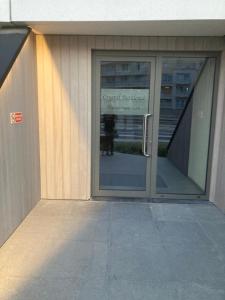 Oostende luxury seaview studio - large terrace- swimming pool - parking