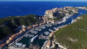 Appartements Magnifique T3 les hauts du port Bonifacio : photos des chambres