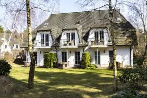 Haus Kranich im Dünenwald 300m zum Strand - Dierhagen