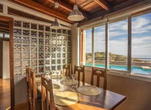 La Casa Roja Torrox 6 huéspedes y piscina privada