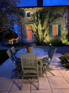 Maisons de vacances La Bergerie - Holiday home with private pool in Charente Maritime : photos des chambres