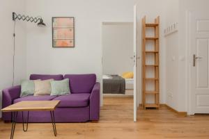 Apartment with Balcony Warsaws Praga by Renters