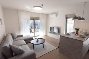 Bright apartment in the New building (FORM_F1) - Apartments, Athens